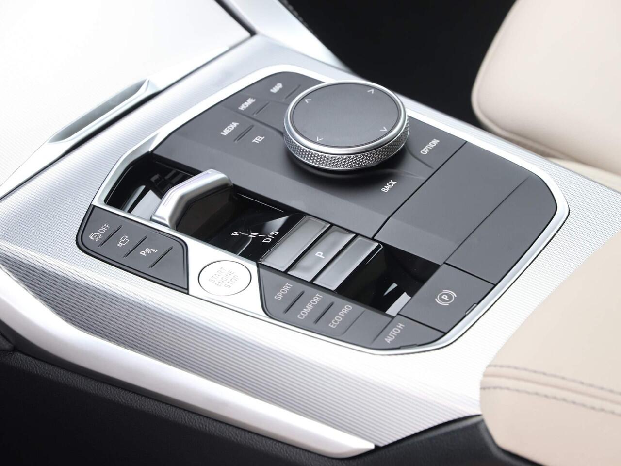 BMW 4-SERIE Gran Coupé M440i xDrive 20'' / Schuif-/kanteldak / Harman Kardon / Laserlight | Ekris Selection