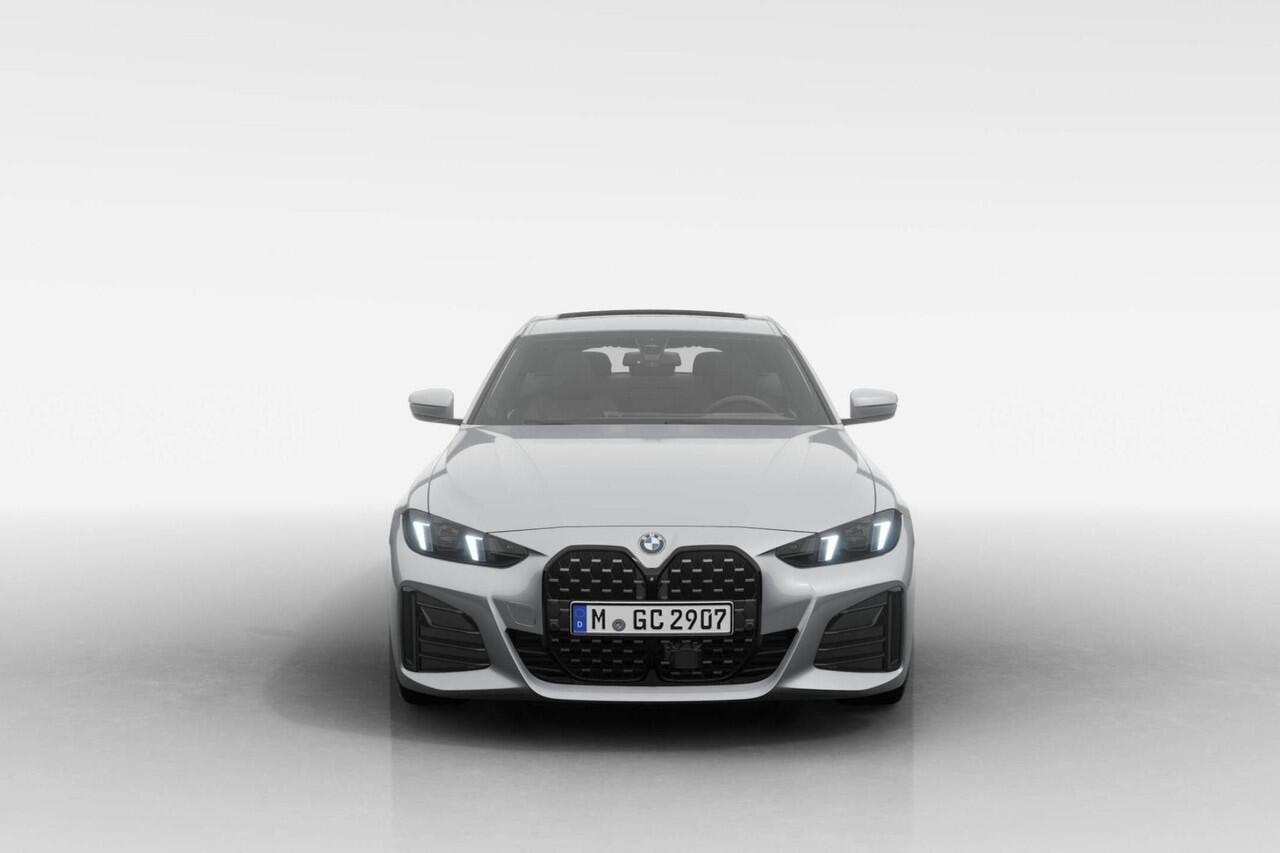 BMW 4-SERIE Gran Coupé 420i | M Sport Pro | Innovation Pack | Comfort Pack | 19" LM | Trekhaak