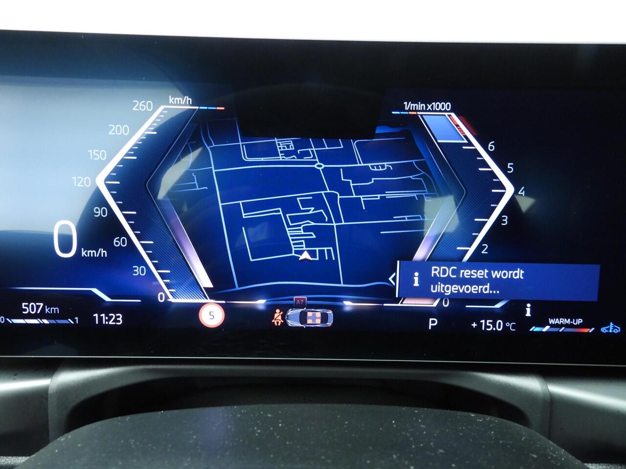 BMW 4-SERIE Coupé 420i | M-Sportpakket | LED | Leder | Navigatie | Sportstoelen | Schuifdak | Stoelverwarming | DAB | Alu 19 inch