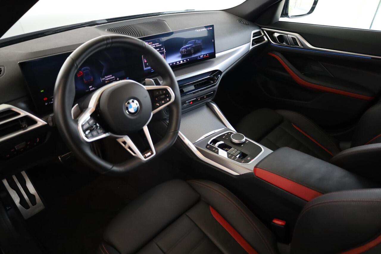 BMW 4-SERIE Gran Coupé 420i | M Sportpakket | Glazen schuif-/kanteldak | Leder | Stoelverwarming voor én achter | Camera | 18 M Aerodynamisch