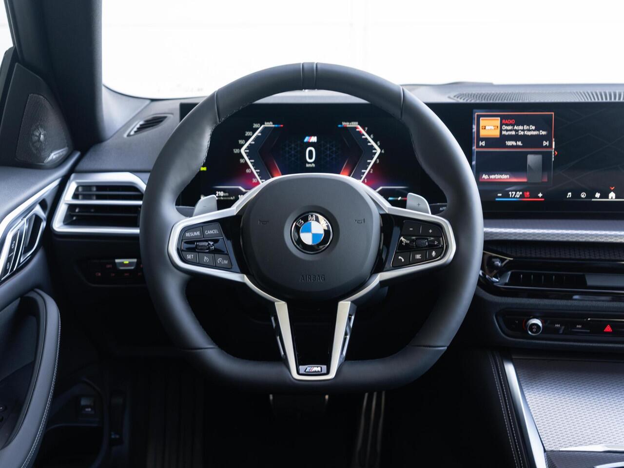 BMW 4-SERIE 420i Coupé M Sport Pro | Schuif-/kanteldak | Harman Kardon | Stoel en Stuurwiel verwarming | Comfort Access | Elektrische achterklep | Ekris Selection