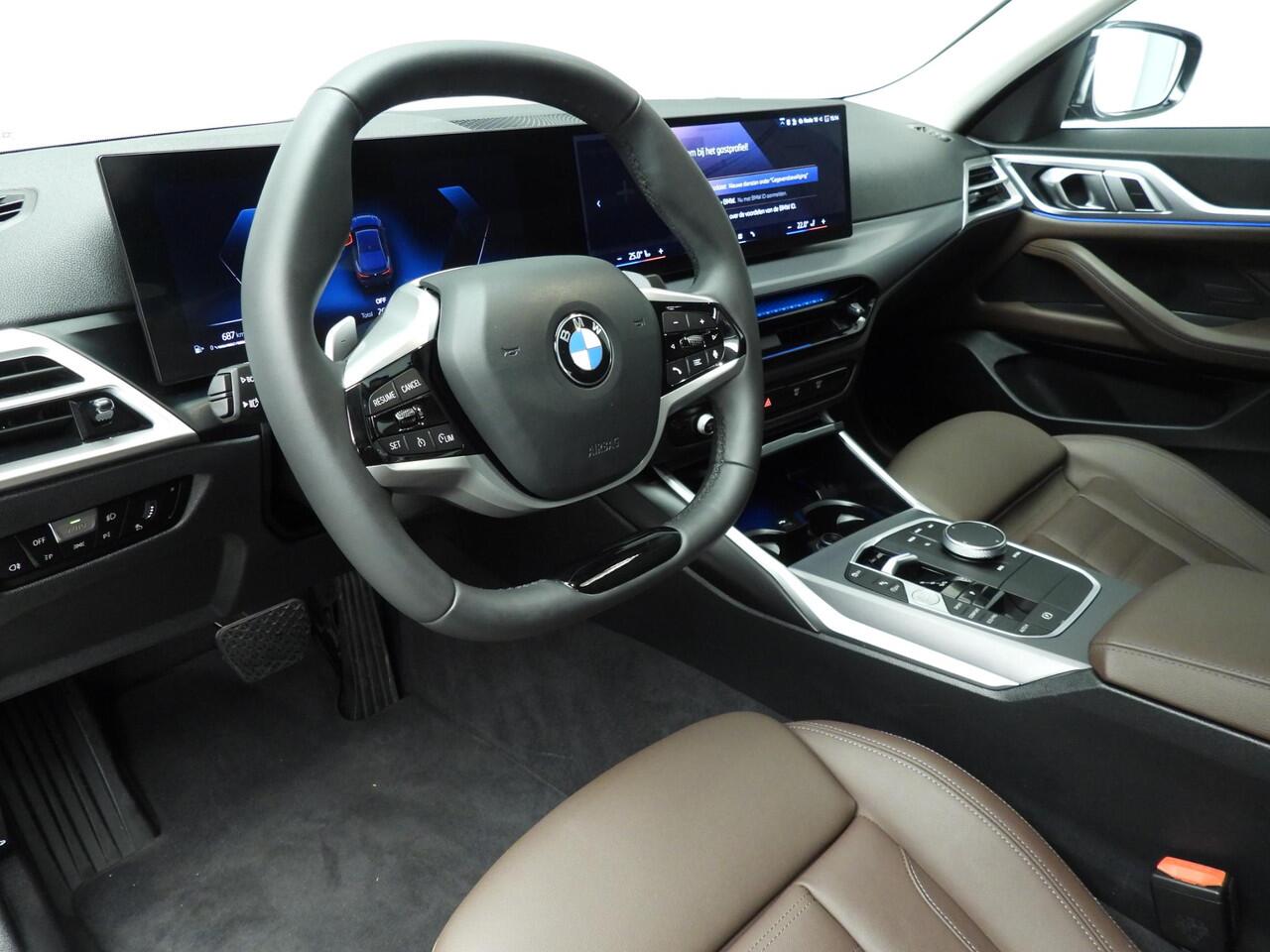 BMW 4-SERIE Gran Coupé 420i | LED | Leder | Navigatie | Sportstoelen | Stoelverwarming | Keyles go | DAB | Alu 20 inch
