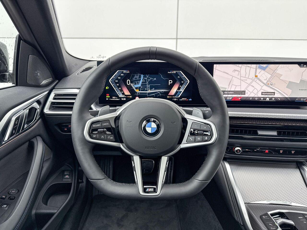 BMW 4-SERIE Coupé 430i xDrive | M Sport | Glazen Panoramadak | Harman Kardon | Stoelverwarming |