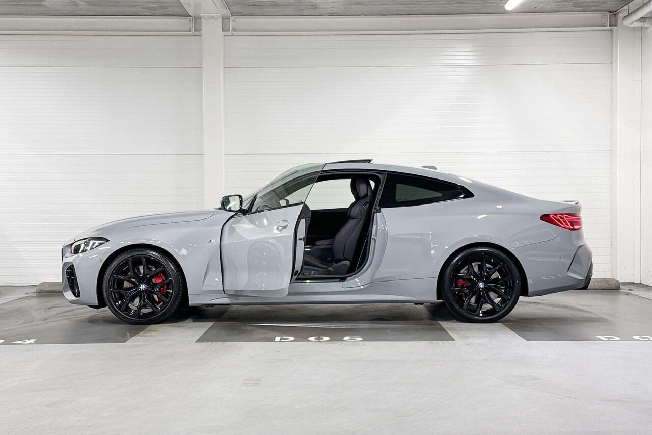 BMW 4-SERIE Coupé 420i | M-Sport Pro | Innovation Pack | Comfort Pack | Driving Assistant | Harman/Kardon | Schuif-/kanteldak | Comfort Access