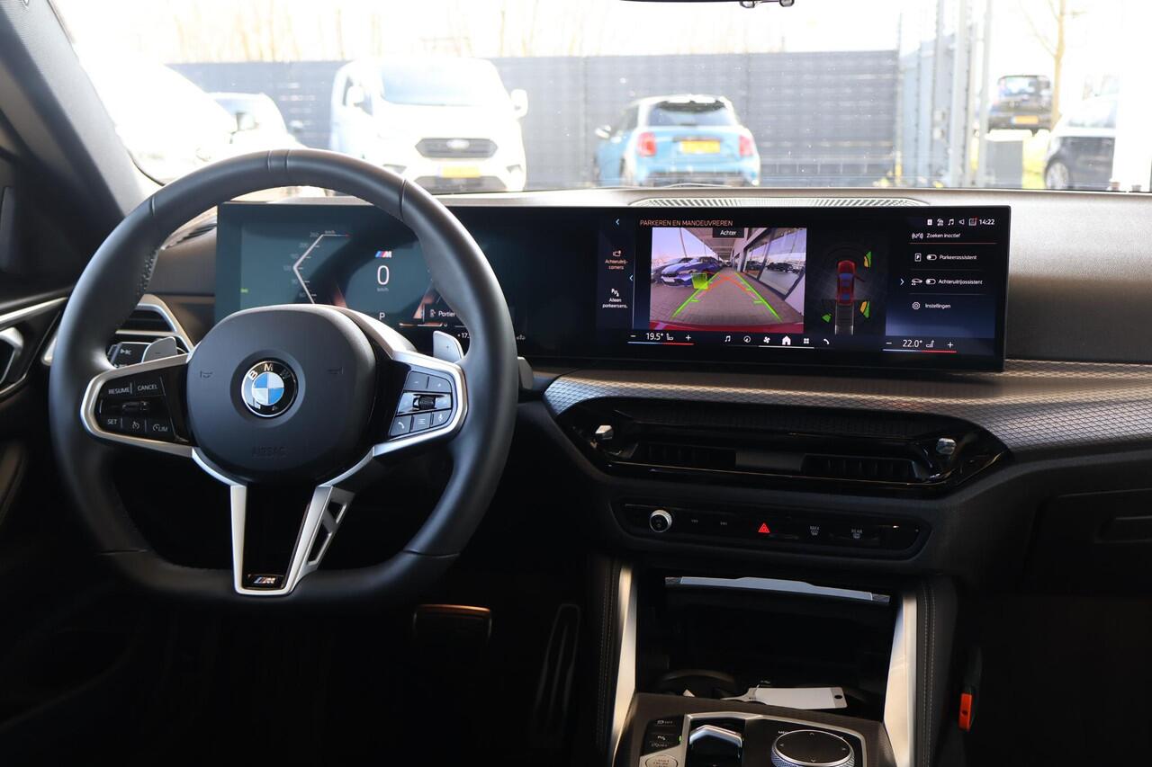 BMW 4-SERIE Coupé 420i | M Sport Pro | Glazen Schuif-/kanteldak | 19" M Dubbelspaak | Leder | Stoelverwarming | Camera | HiFi Systeem | Adaptive LED koplampen en Laser achterlichten | PS