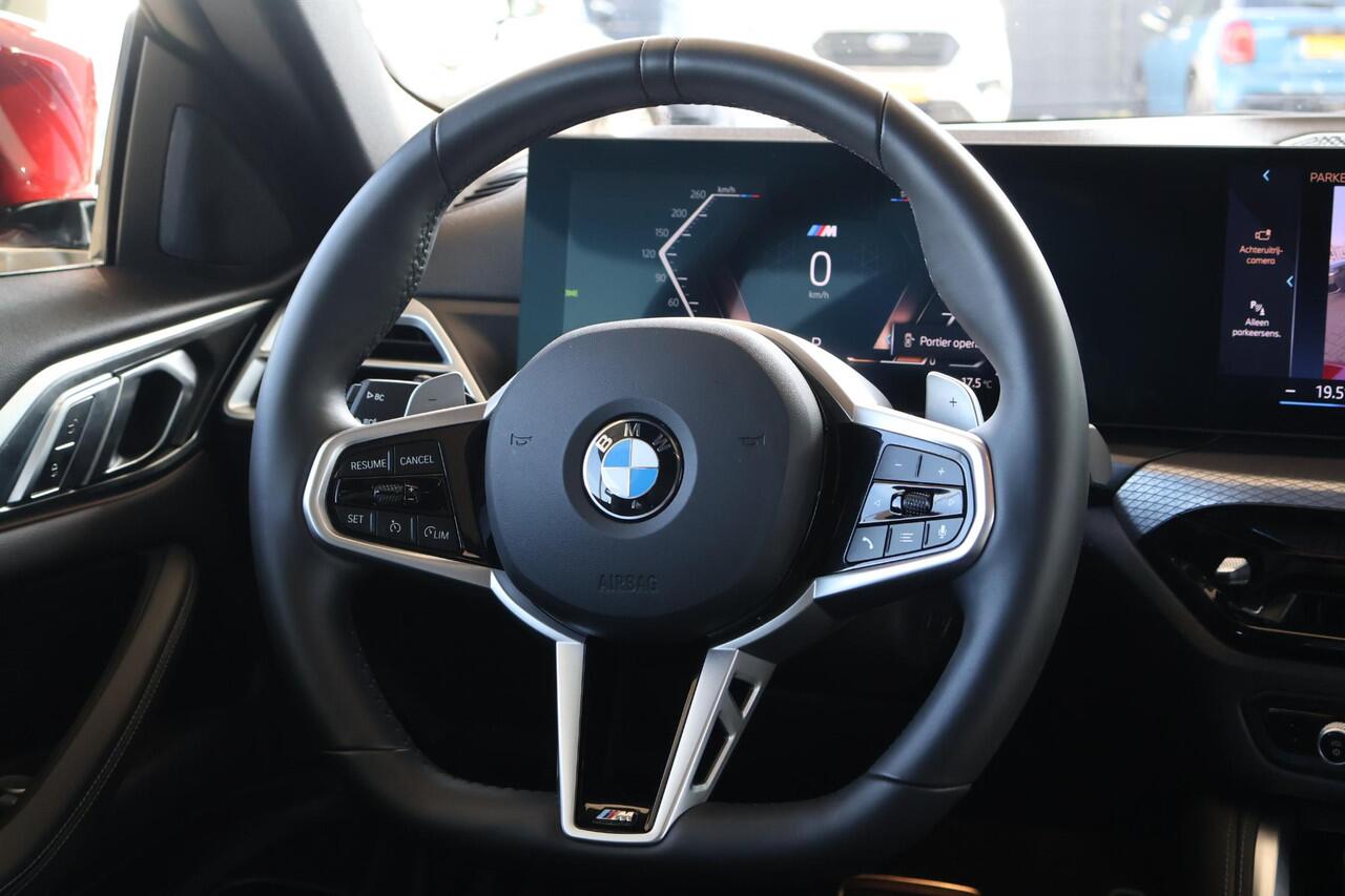 BMW 4-SERIE Coupé 420i | M Sport Pro | Glazen Schuif-/kanteldak | 19" M Dubbelspaak | Leder | Stoelverwarming | Camera | HiFi Systeem | Adaptive LED koplampen en Laser achterlichten | PS