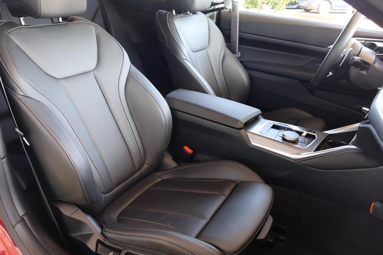 BMW 4-SERIE Coupé 420i | M Sport Pro | Glazen Schuif-/kanteldak | 19" M Dubbelspaak | Leder | Stoelverwarming | Camera | HiFi Systeem | Adaptive LED koplampen en Laser achterlichten | PS