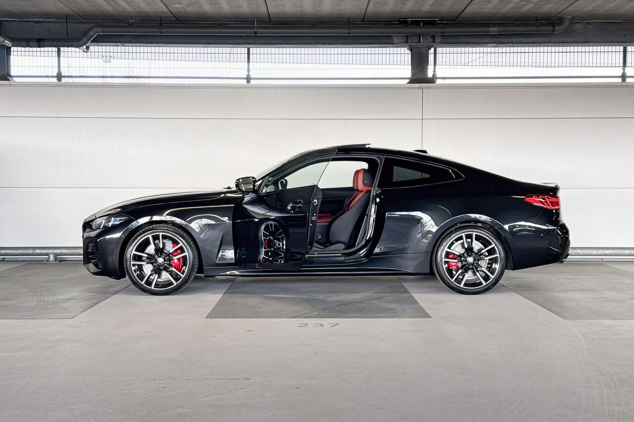 BMW 4-SERIE Coupé M440i xDrive