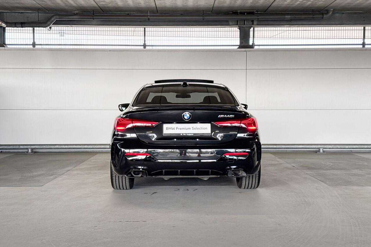 BMW 4-SERIE Coupé M440i xDrive
