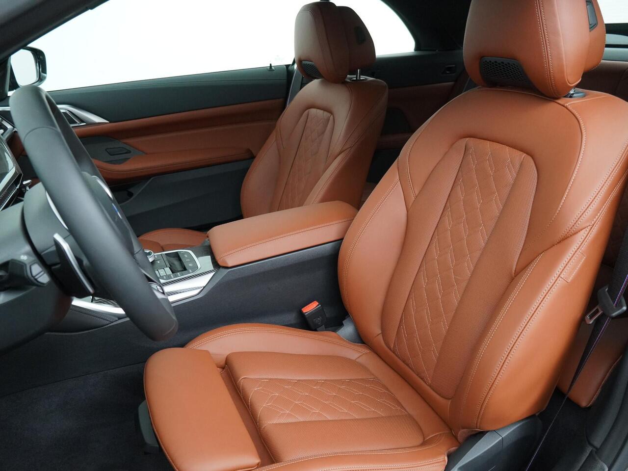BMW 4-SERIE Cabrio 430i xDrive | M Sportpakket Pro | Innovation Pack | Comfort Pack