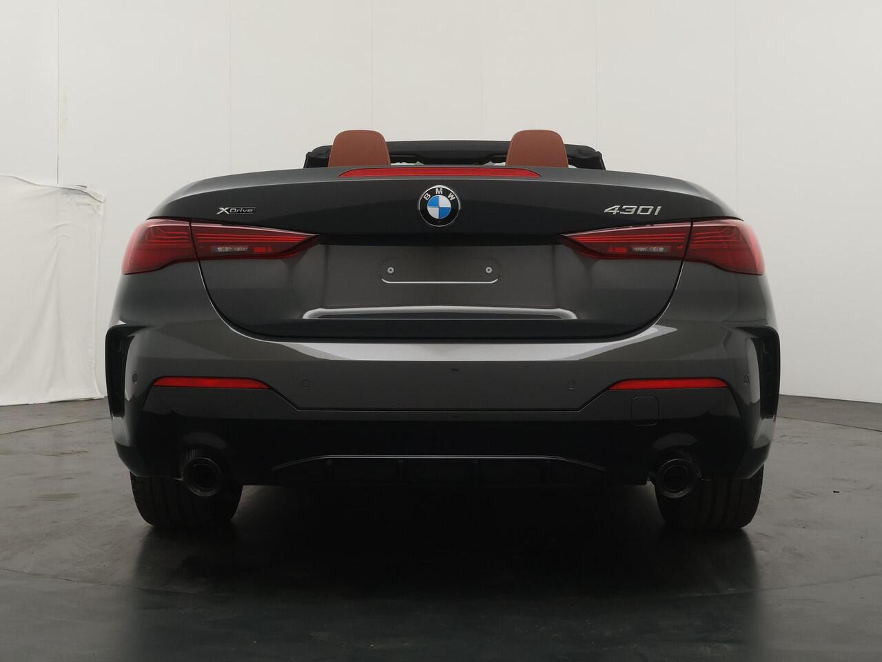 BMW 4-SERIE Cabrio 430i xDrive | M Sportpakket Pro | Innovation Pack | Comfort Pack