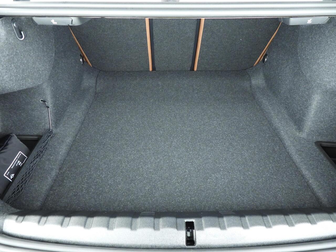 BMW 4-SERIE Coupé 420i | M Sportpakket | M Sportpakket Pro | Innovation Pack | Showroom Selection