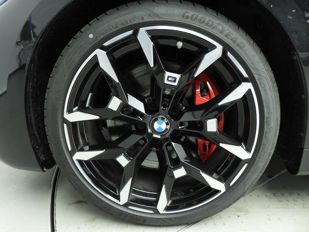 BMW 4-SERIE Coupé 420i | M Sportpakket | M Sportpakket Pro | Innovation Pack | Showroom Selection