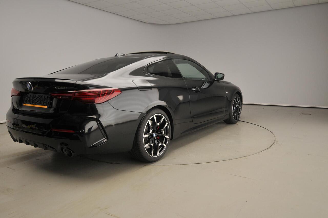 BMW 4-SERIE Coupé 420i | M Sportpakket | M Sportpakket Pro | Innovation Pack | Showroom Selection