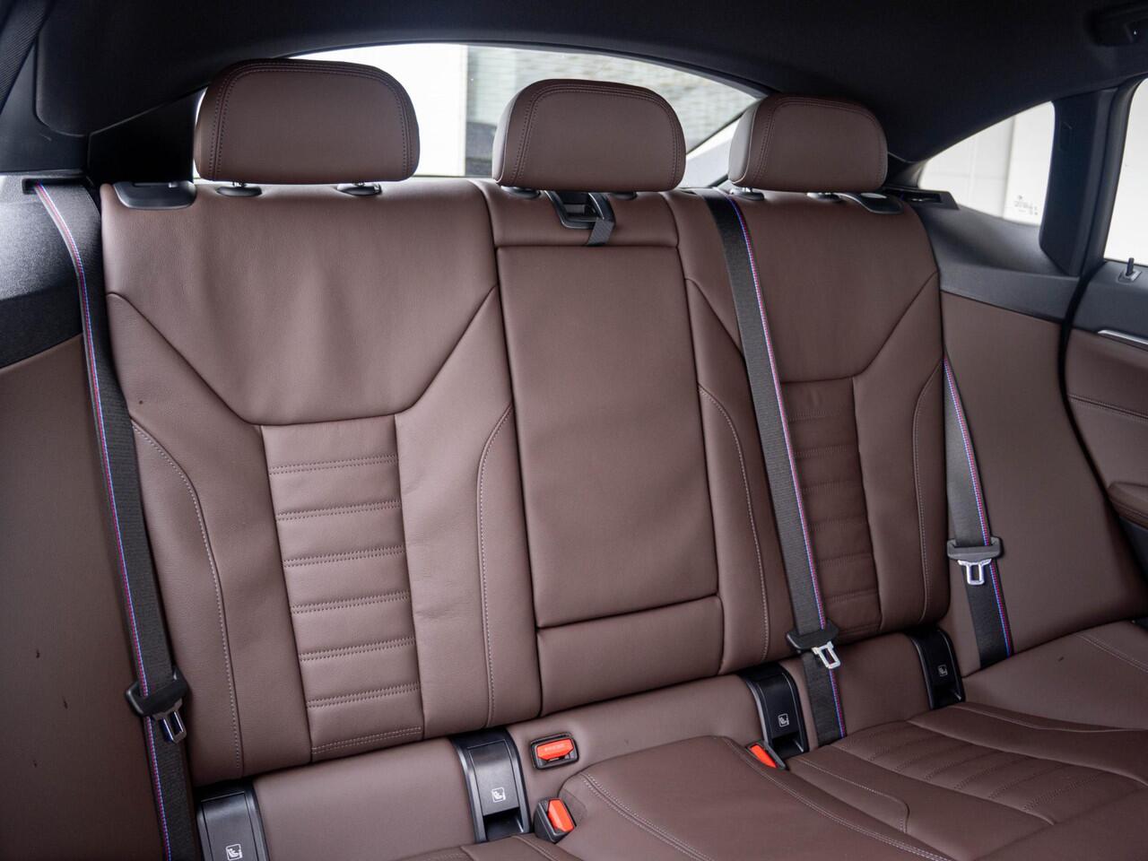 BMW 4-SERIE 420i Gran Coupé | M Sportpakket Pro | Comfort Pack | Showroom Selection