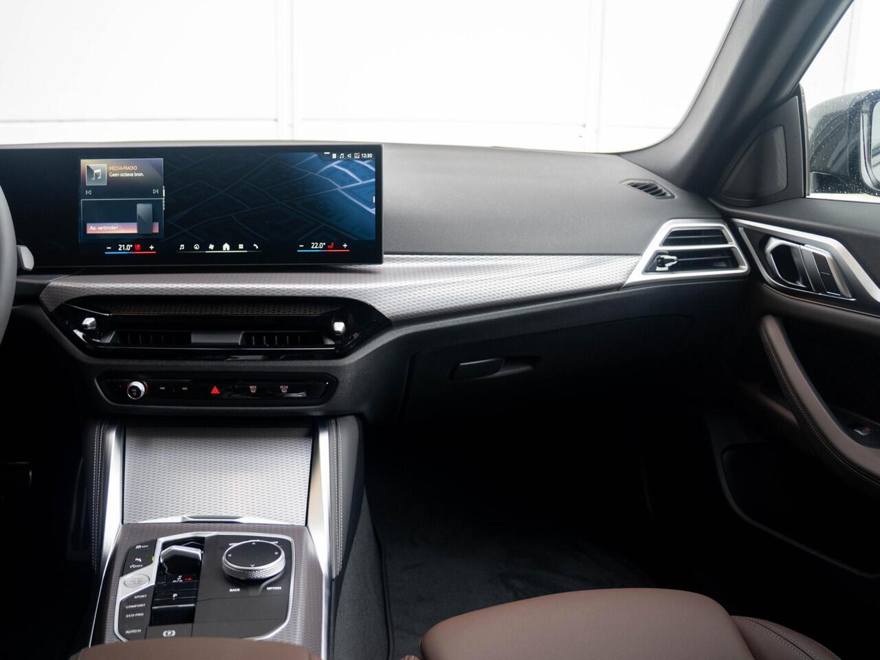 BMW 4-SERIE 420i Gran Coupé | M Sportpakket Pro | Comfort Pack | Showroom Selection