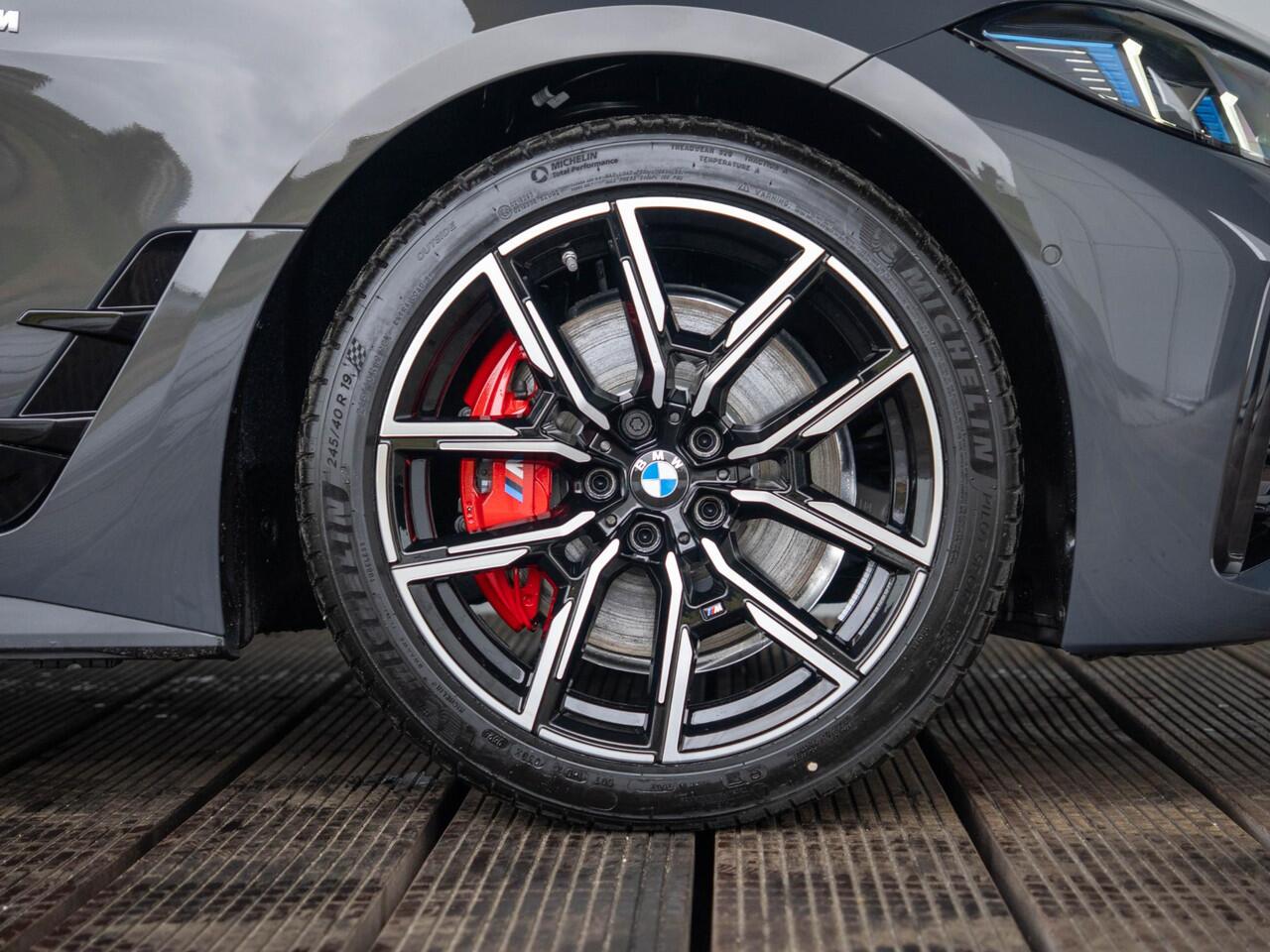 BMW 4-SERIE 420i Gran Coupé | M Sportpakket Pro | Comfort Pack | Showroom Selection