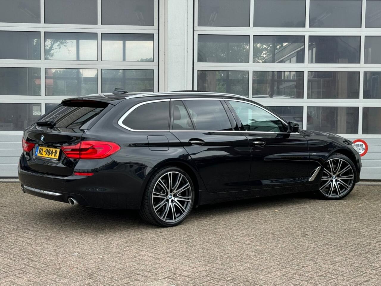 BMW 5-SERIE 520D HIGH EXE Lux.LINE 1 EIG. 1 DEALER ONH. LM20â