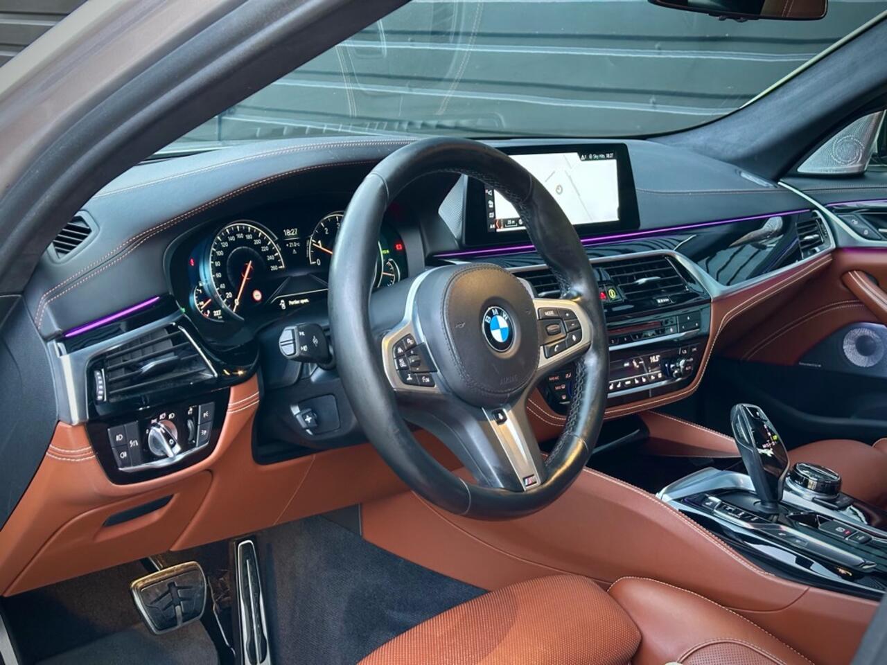 BMW 5-SERIE 540i M-SPORT SOFTCLO|B&W|DAK|360|HUD|NIGHTVIS|MASSAGE