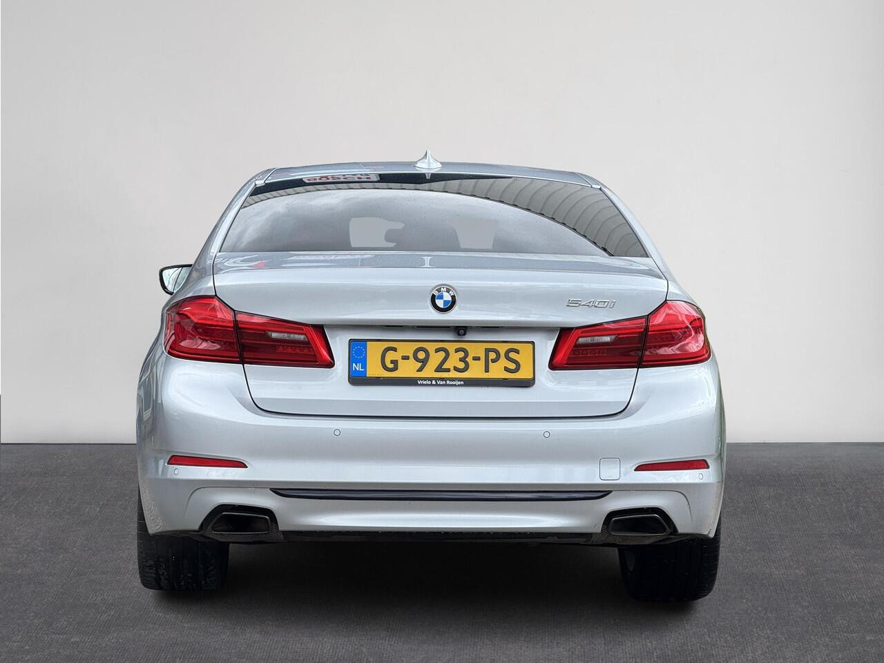 BMW 5-SERIE 540i High Executive | Pano | Stoelverw. + Ventilatie | Nappa Leer | Memory | ACC | Camera | LED ( Vestiging - Nieuwegein )