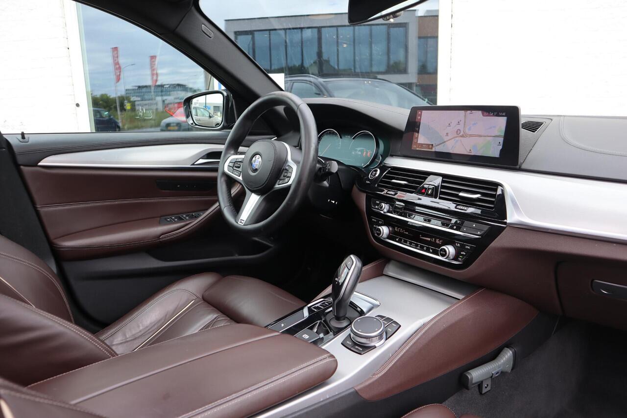 BMW 5-SERIE Touring 530i High Executive