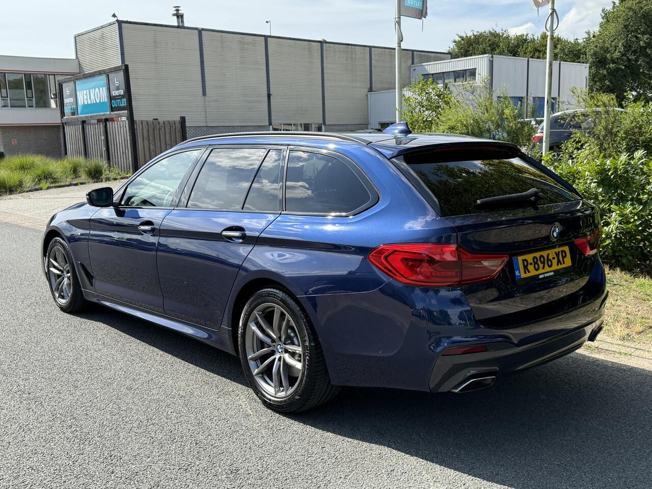 BMW 5-SERIE Touring 520i M-Sport 184PK AutomaatoACCoTrekhaak