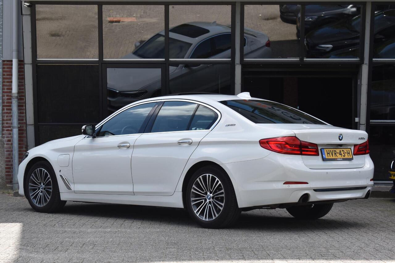 BMW 5-SERIE 530e High Executive Pano Leder Sfeer Camera