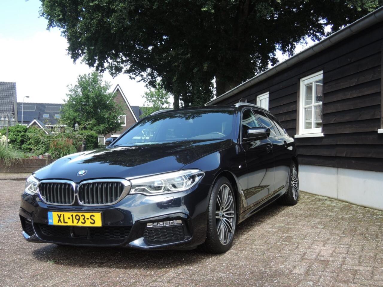 BMW 5-SERIE 540I X-Drive HIGH EXE M sport
