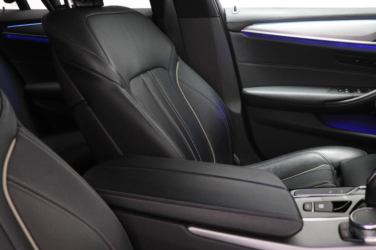 BMW 5-SERIE 530e iPerformance M-Sport High Executive | COMFORT ACCES / PARKING- PACK | LEDER | CAMERA | 19"
