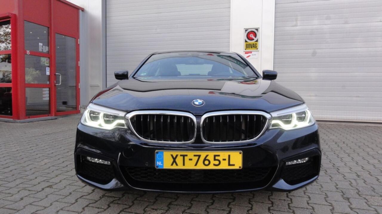 BMW 5-SERIE 540i High Executive. M-Pakket.