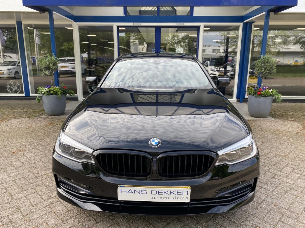 BMW 5-SERIE 520i
