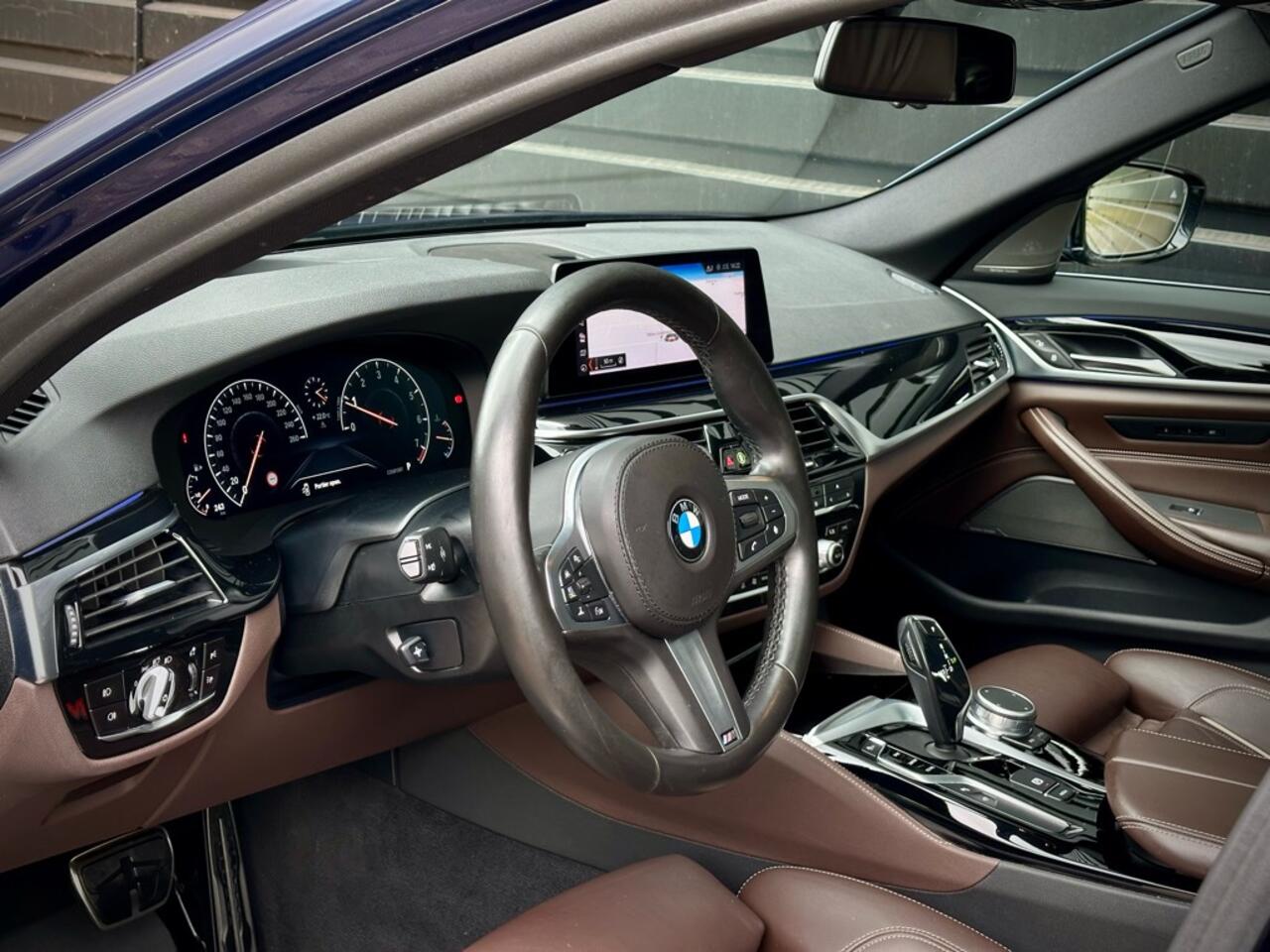 BMW 5-SERIE 530i M-SPORT HEADUP|DAK|360|H/K|NAPPA|ACC VOL!