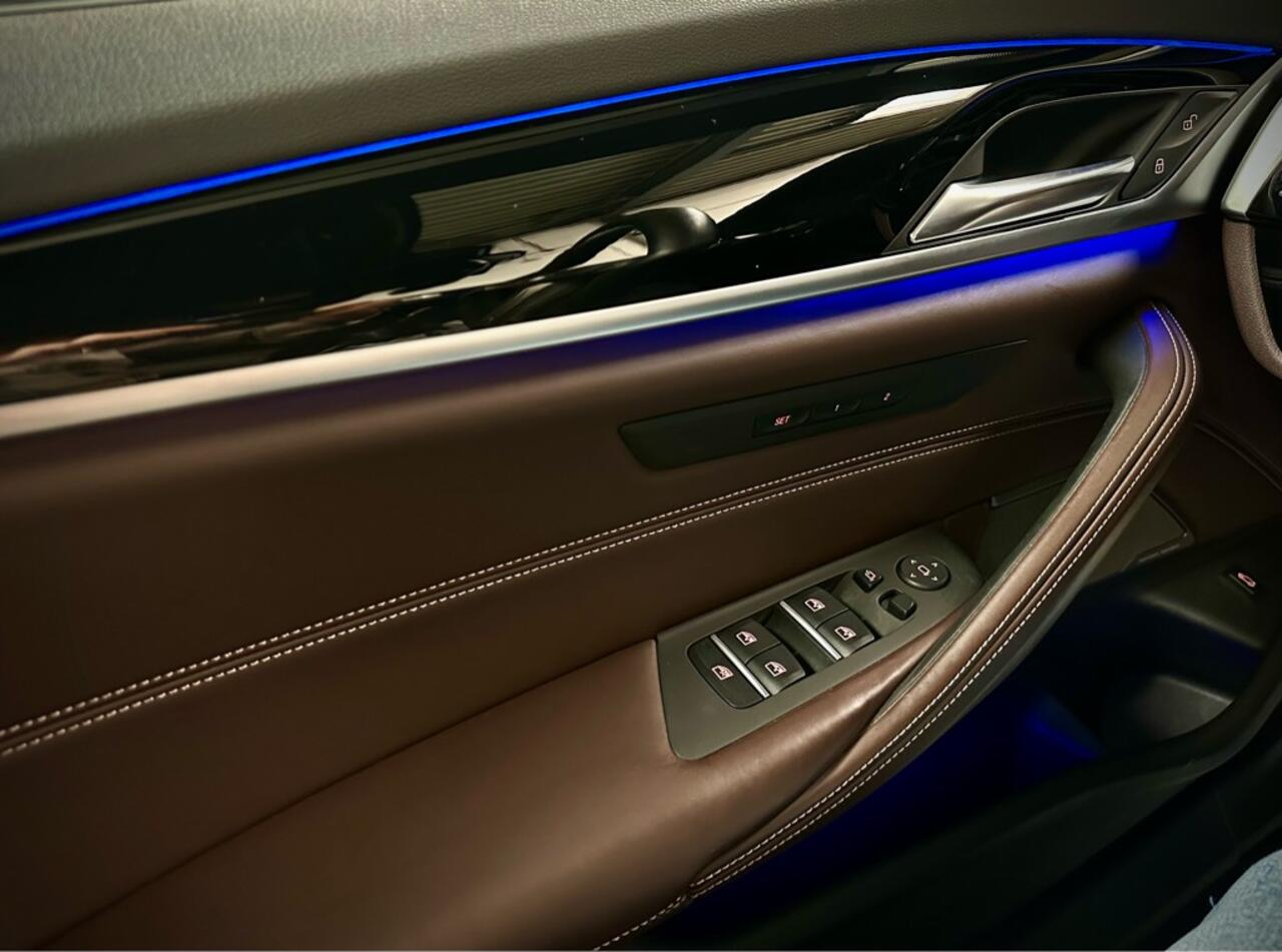 BMW 5-SERIE 530i M-SPORT HEADUP|DAK|360|H/K|NAPPA|ACC VOL!