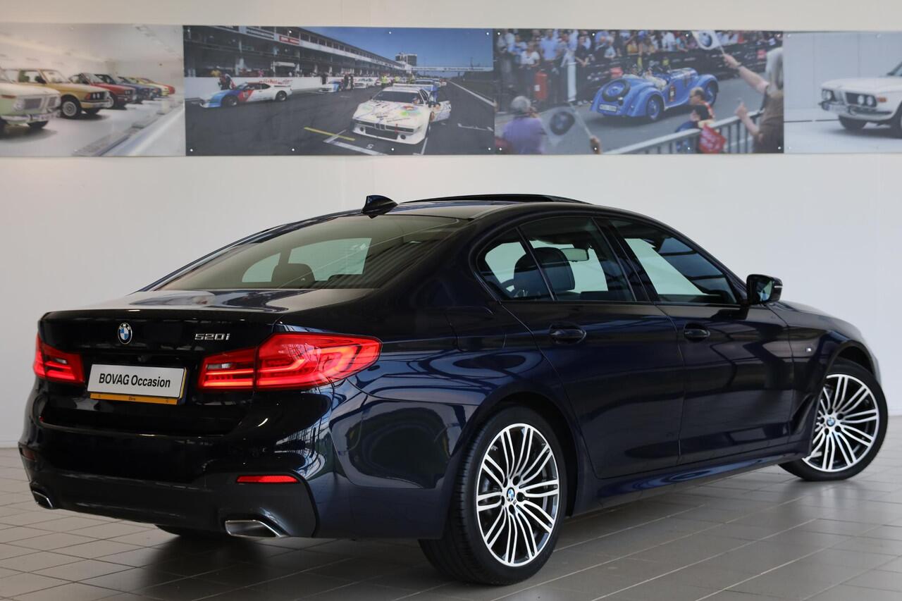BMW 5-SERIE Sedan 520i | M Sportpakket | Park Assistant Pack | Parking Pack | Audio Media Pack