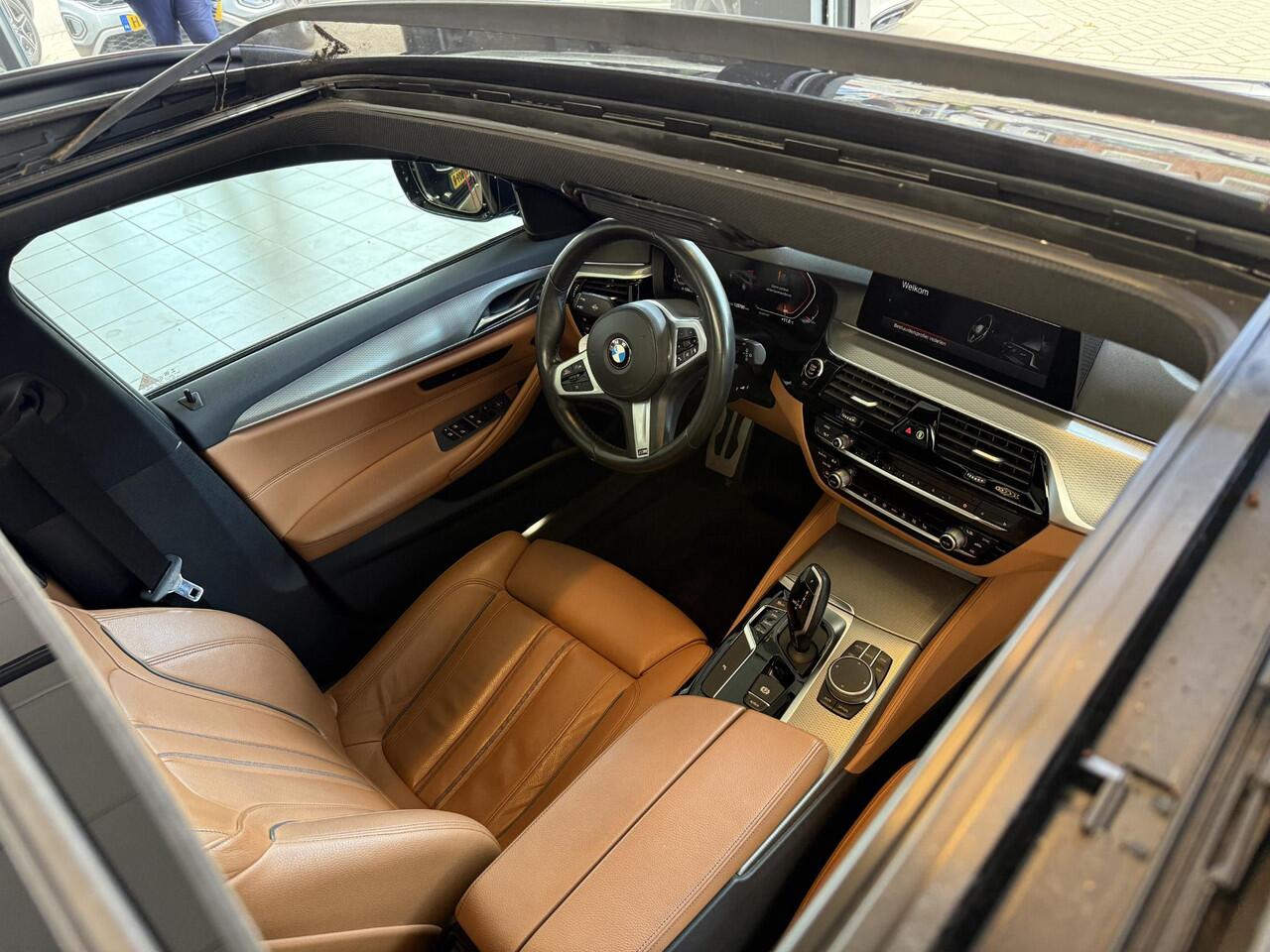 BMW 5-SERIE Touring 520i High Executive Edition