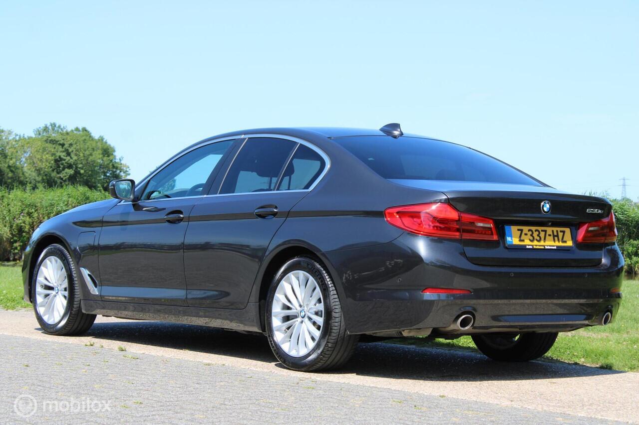 BMW 5-SERIE 530e iPerformance High Executive LEDER XENON LED