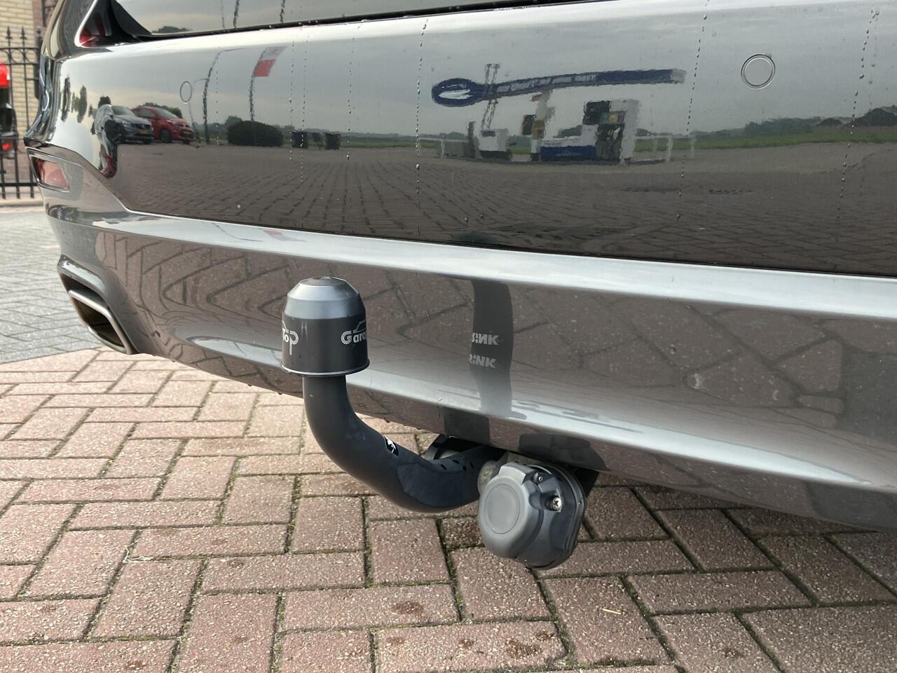 BMW 5-SERIE 520i | M-Sport | Trekhaak | Camera