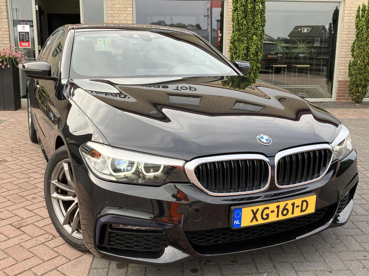 BMW 5-SERIE 520i | M-Sport | Trekhaak | Camera