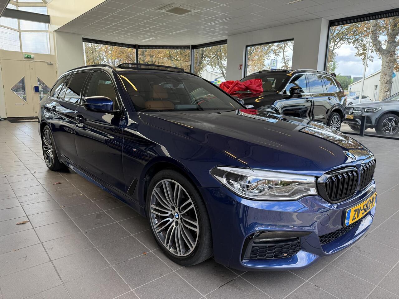 BMW 5-SERIE Touring 520i High Executive Edition