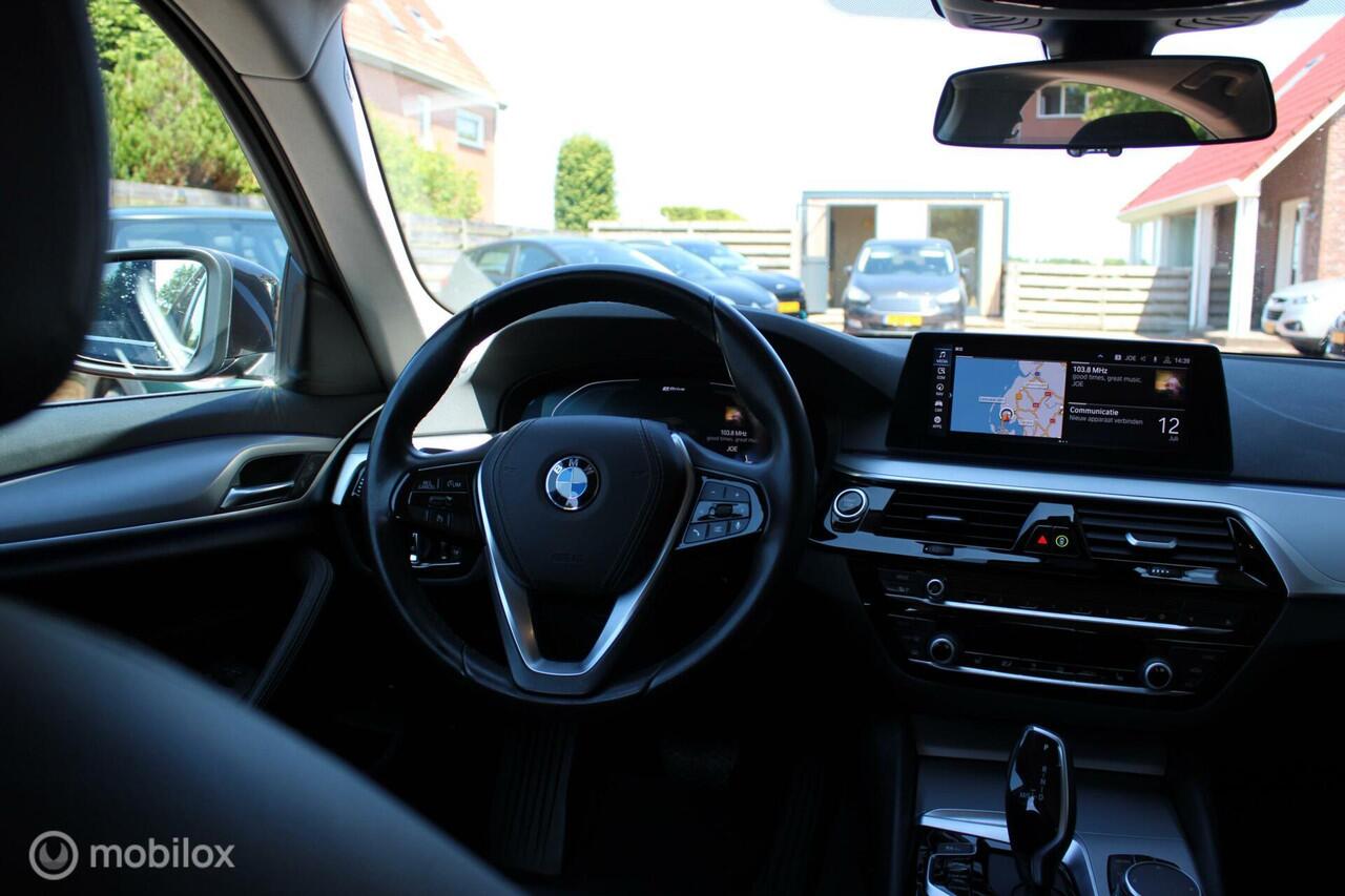 BMW 5-SERIE 530e iPerformance High Executive LEDER XENON LED