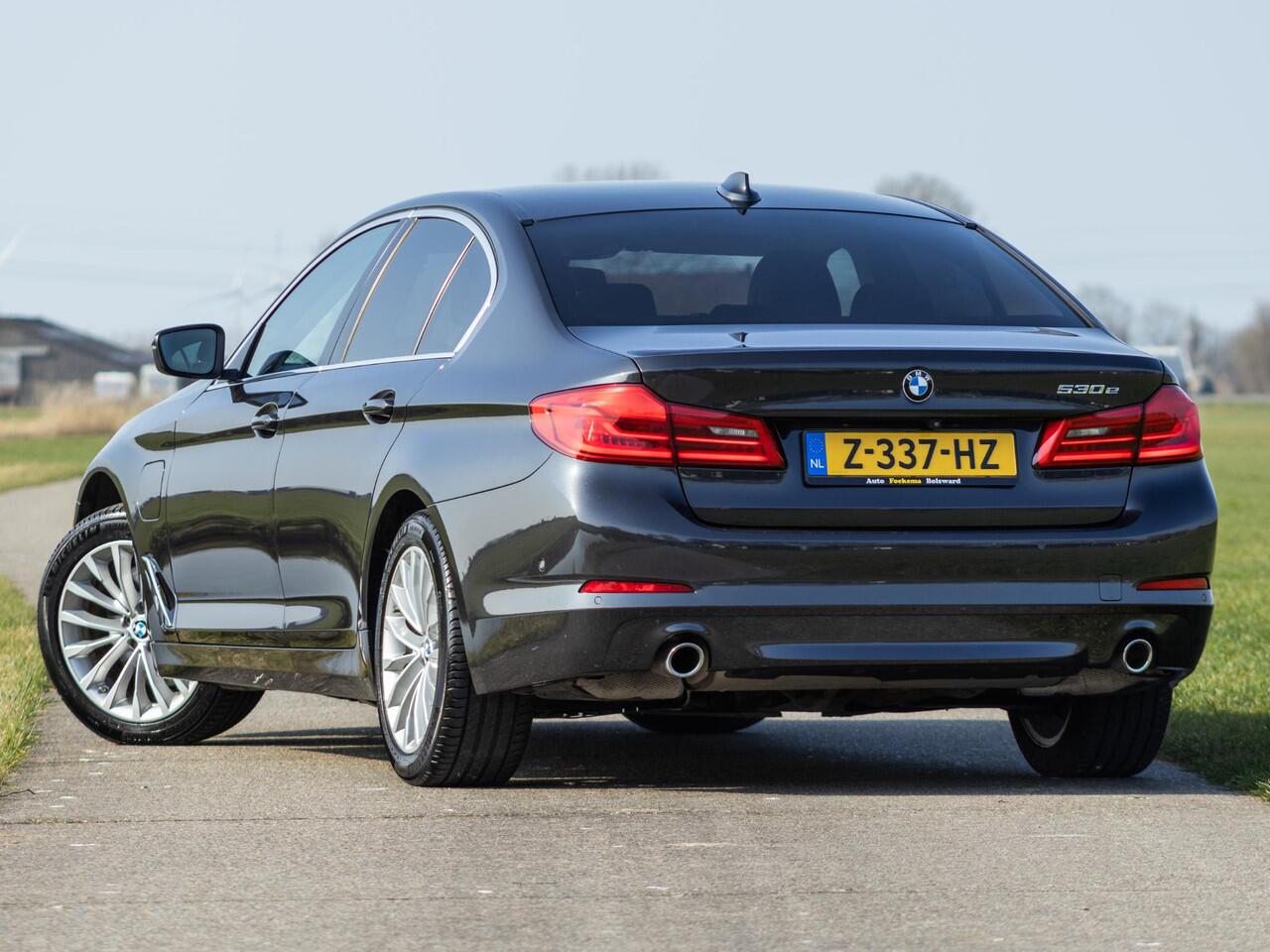 BMW 5-SERIE 530e iPerformance High Executive LEDER XENON LED