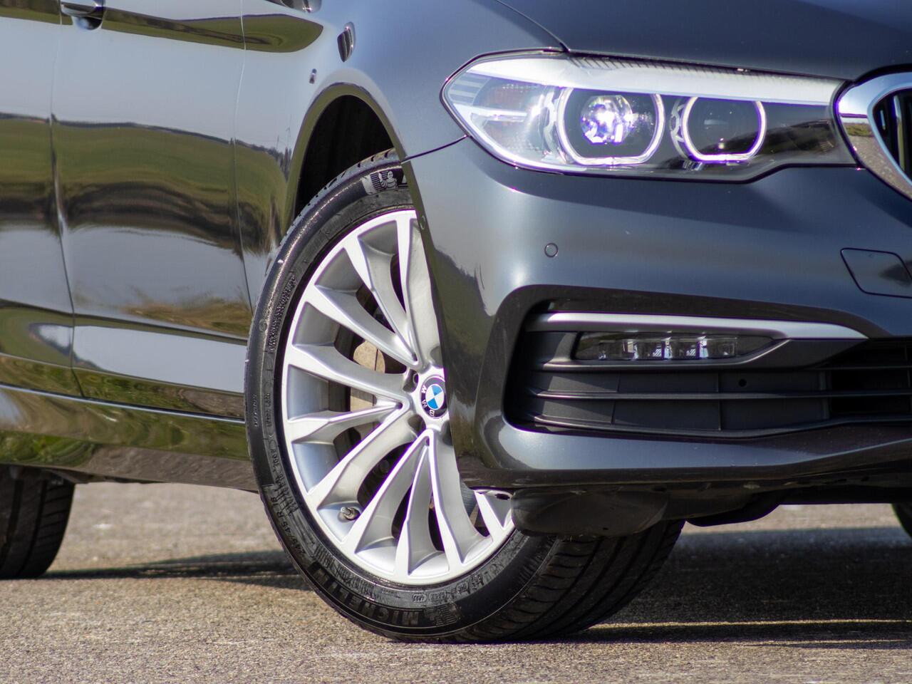 BMW 5-SERIE 530e iPerformance High Executive LEDER XENON LED