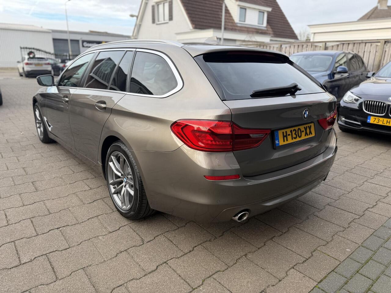 BMW 5-SERIE Touring 520d Executive