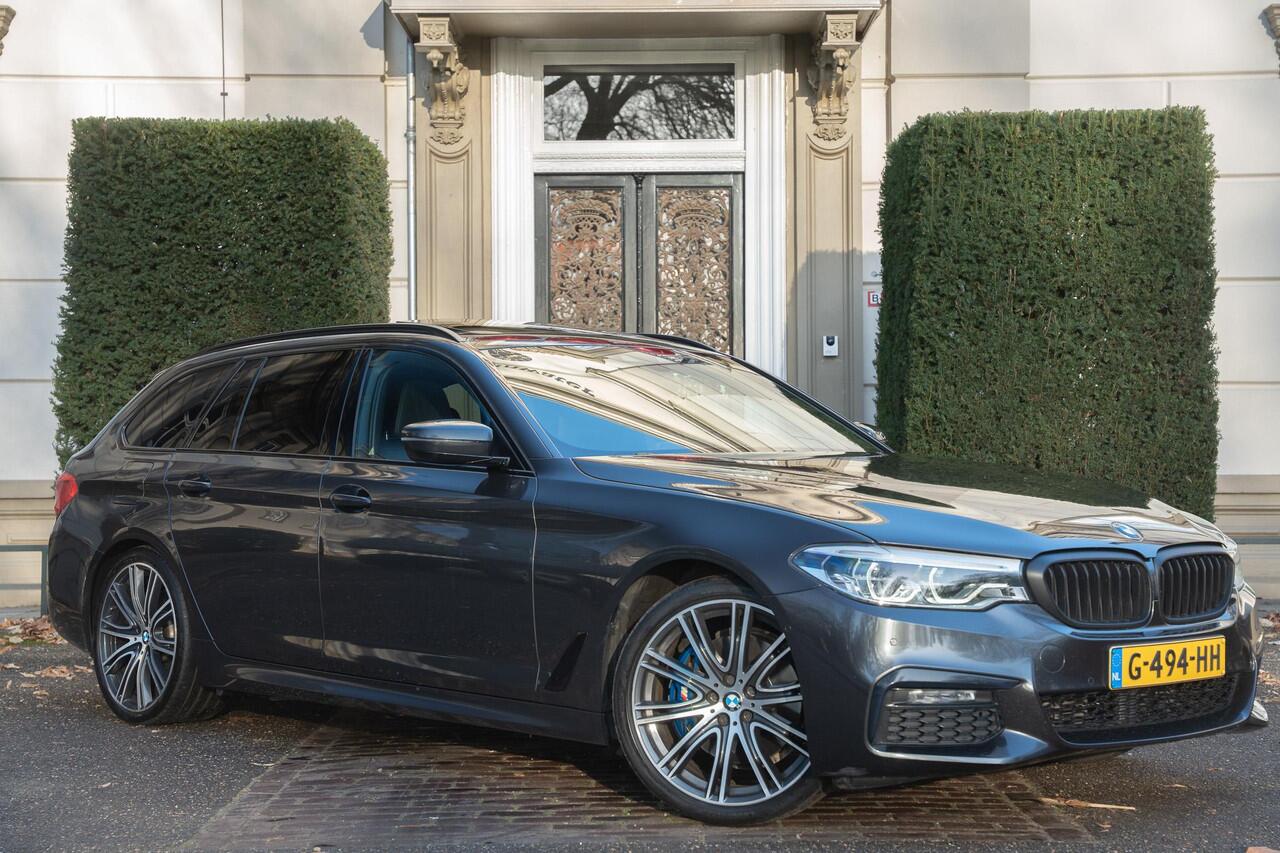 BMW 5-SERIE Touring 530i High Executive Edition M-SPORT | TREKHAAK | PANO | MEMORY | ORG NL 2E EIGN