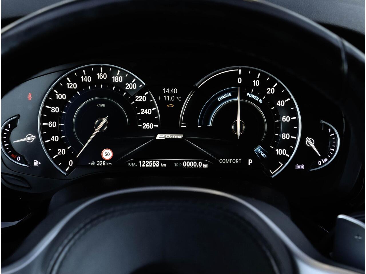 BMW 5-SERIE 530e iPerformance M Sport High Executive Alpinweiss