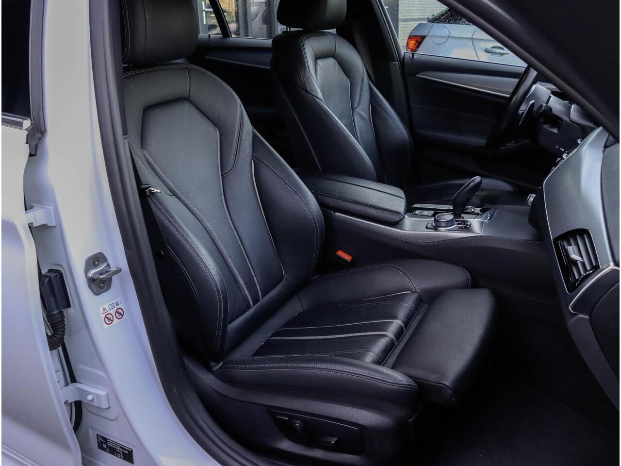 BMW 5-SERIE 530e iPerformance M Sport High Executive Alpinweiss