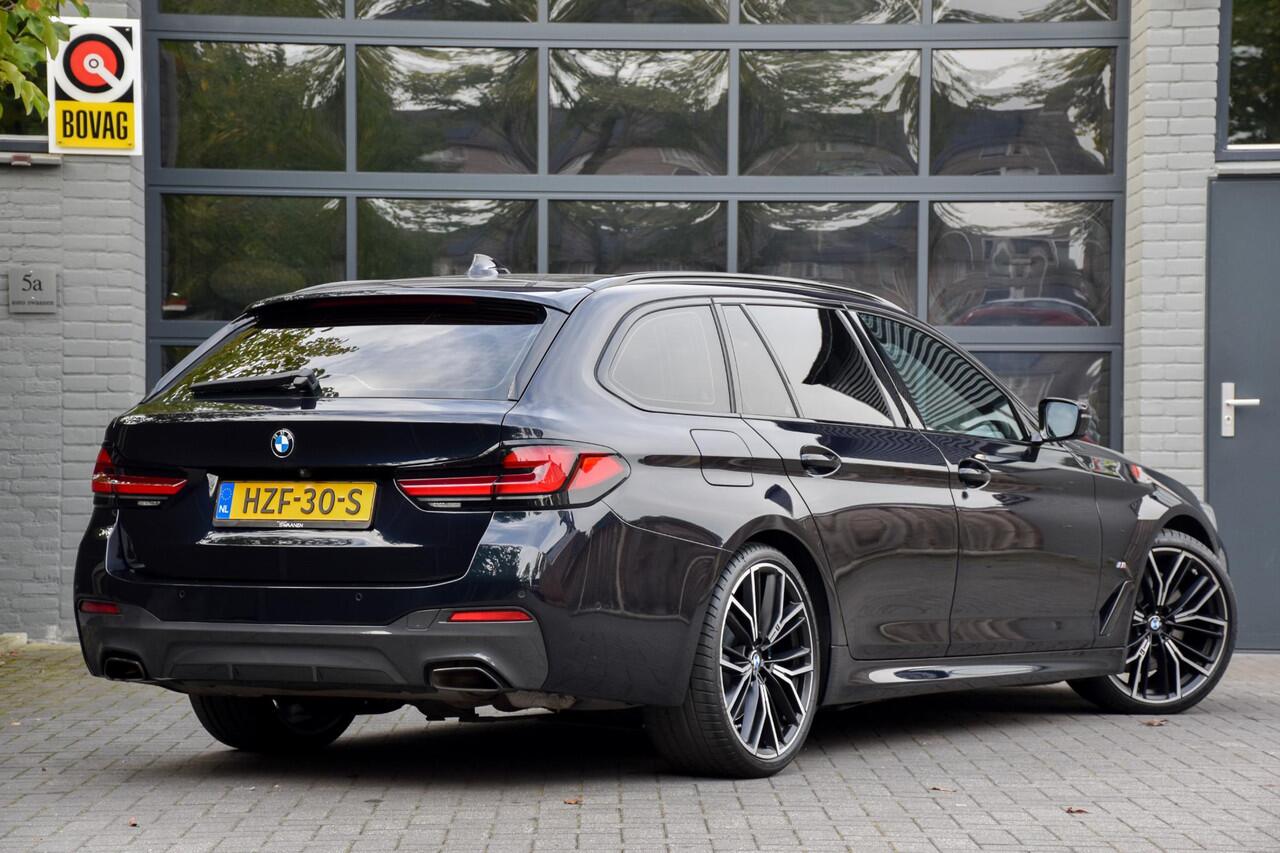 BMW 5-SERIE Touring 540i xDrive M Sport | Panoramadak | ACC | Laser