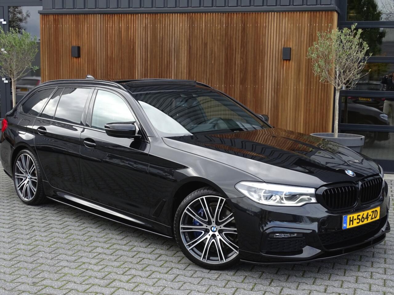 BMW 5-SERIE 530i 252PK / M-Sport / Individual / panormadakraam / *NAP*