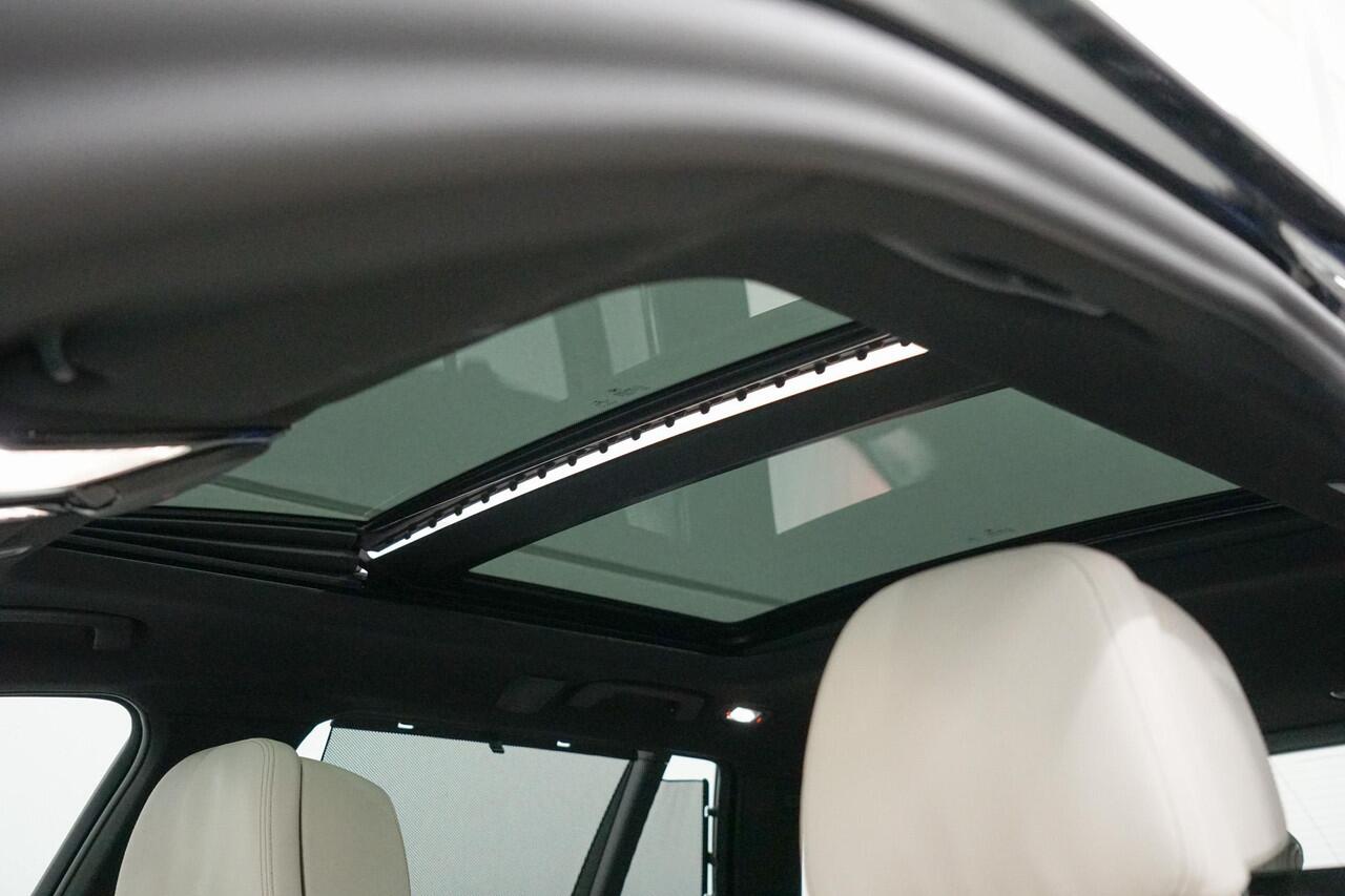 BMW 5-SERIE Touring 530e xDrive Panoramadak | TV | Massage | CoPilot | Harman Kardon