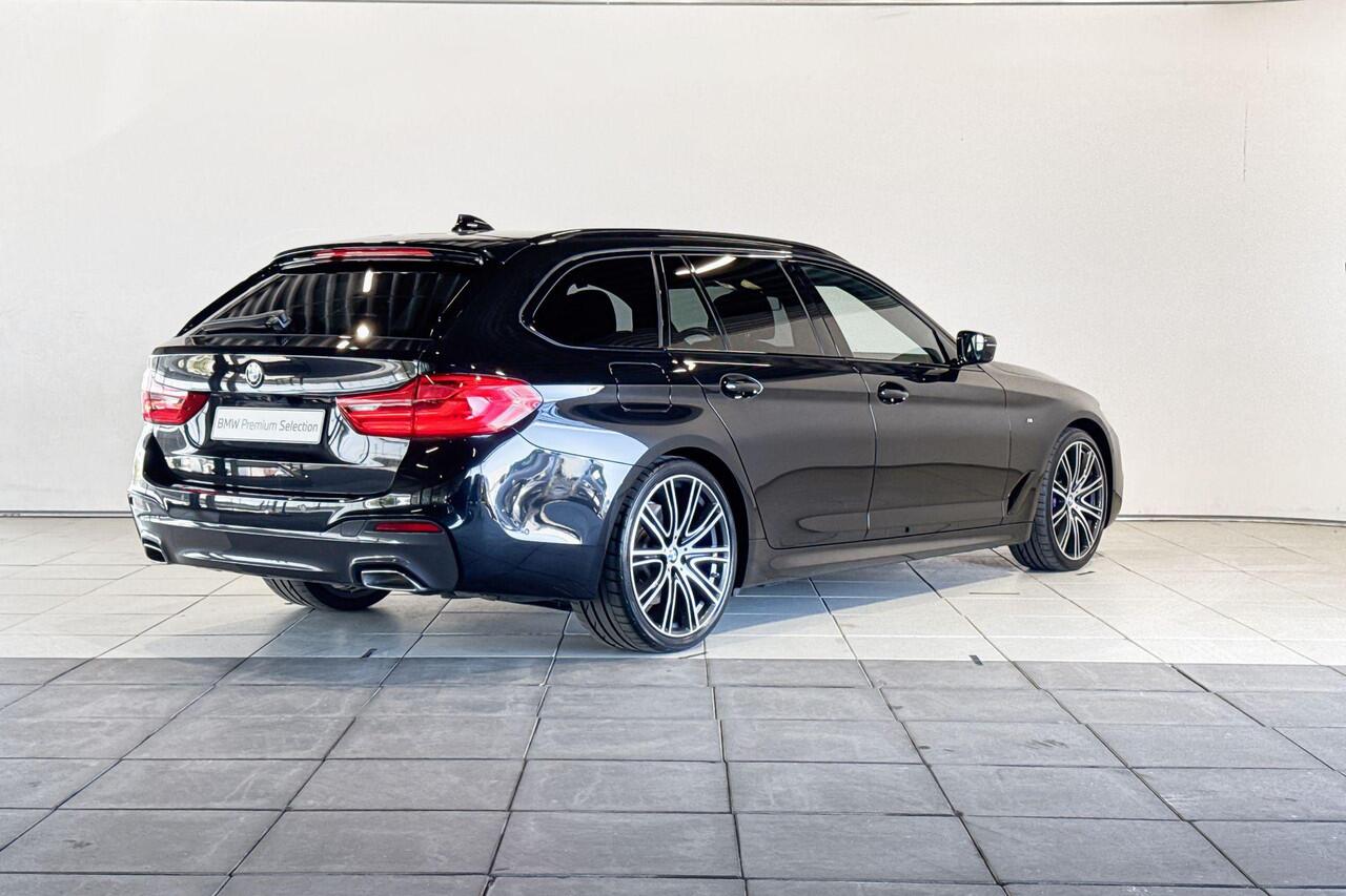 BMW 5-SERIE Touring 540i xDrive High Executive Edition M Sportpakket Aut.